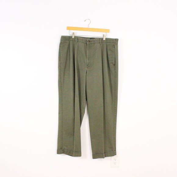 IZOD Pleated Green Cuffed Straight Leg Chinos - Picture 1 of 4